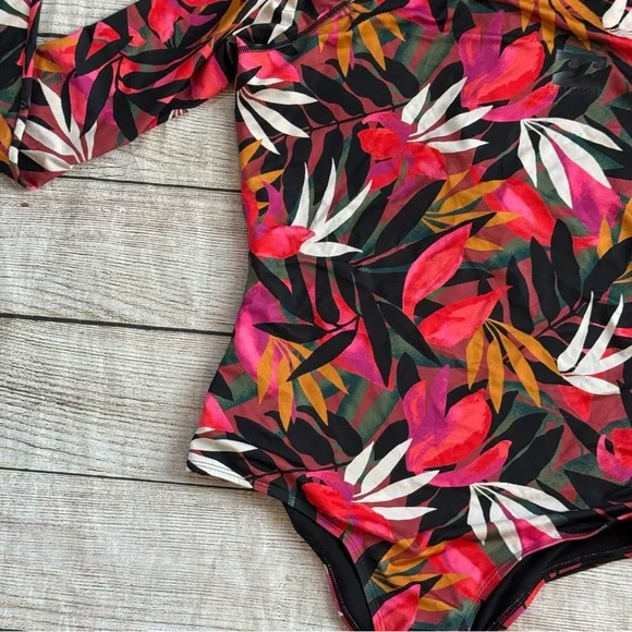 Billabong size large core mock neck long sleeve swim suit rash guard - Picture 3 of 15